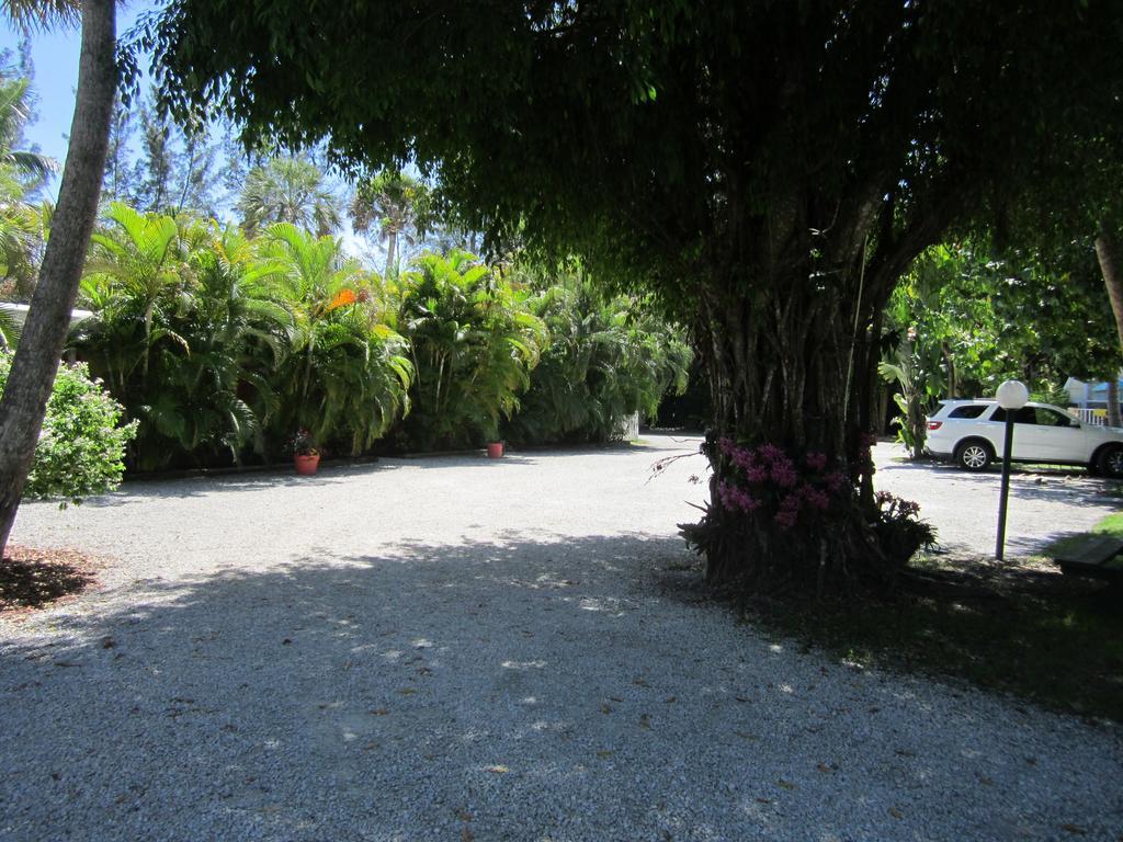 Anchor Inn And Cottages Sanibel Exterior photo